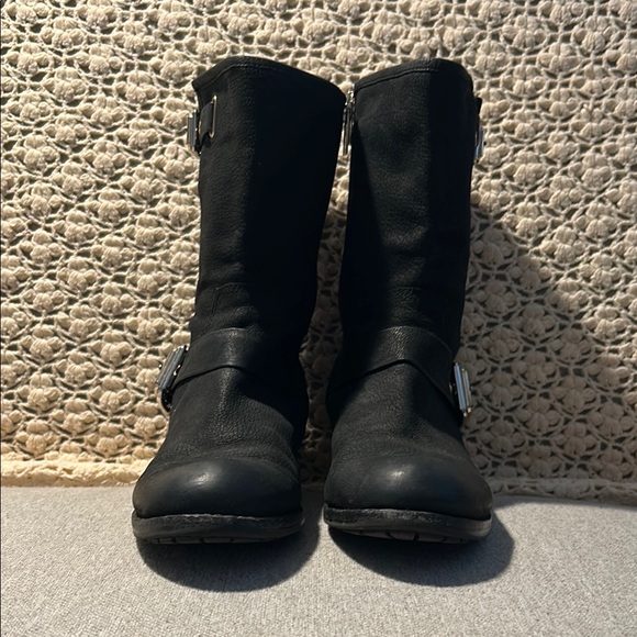 Vince Camuto Shoes - Vince Camuto Women’s Size 7.5 Black Leather Boots